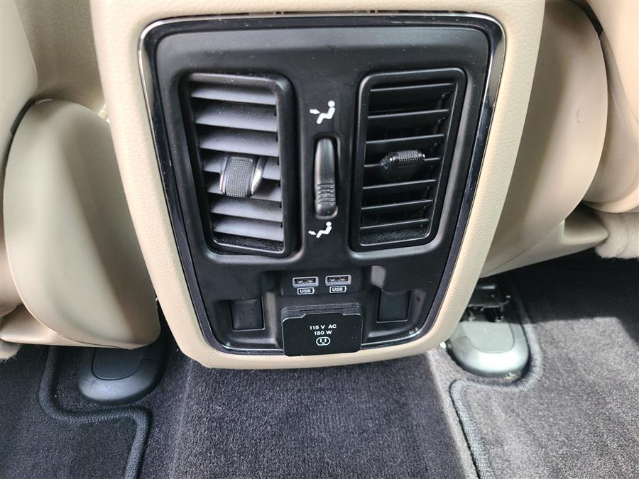 2019 Jeep Grand Cherokee Limited 4x4, available for sale in Canton, Connecticut | Lava Motors. Canton, Connecticut 2019 Jeep Grand Cherokee Limited 4x4, available for sale in Canton, Connecticut | Lava Motors. Canton, Connecticut