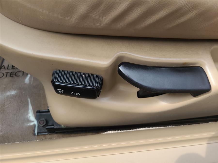 2000 BMW Z3 Z3 2dr Roadster 2.5L, available for sale in Canton, Connecticut | Lava Motors. Canton, Connecticut 2000 BMW Z3 Z3 2dr Roadster 2.5L, available for sale in Canton, Connecticut | Lava Motors. Canton, Connecticut