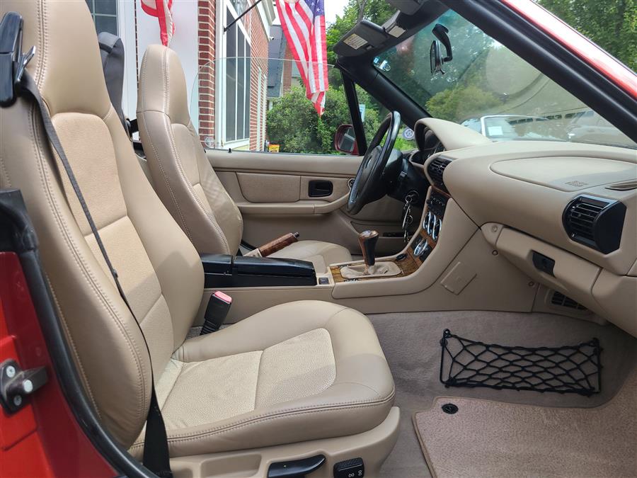 2000 BMW Z3 Z3 2dr Roadster 2.5L, available for sale in Canton, Connecticut | Lava Motors. Canton, Connecticut 2000 BMW Z3 Z3 2dr Roadster 2.5L, available for sale in Canton, Connecticut | Lava Motors. Canton, Connecticut