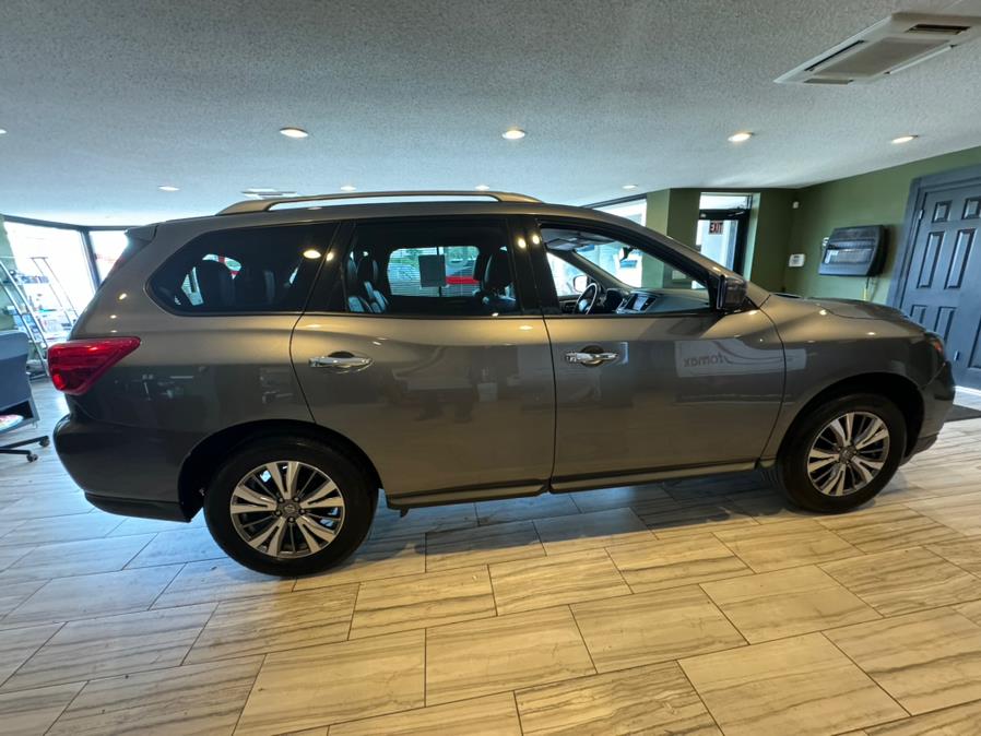 2020 Nissan Pathfinder 4x4 SL, available for sale in West Hartford, Connecticut | AutoMax. West Hartford, Connecticut 2020 Nissan Pathfinder 4x4 SL, available for sale in West Hartford, Connecticut | AutoMax. West Hartford, Connecticut
