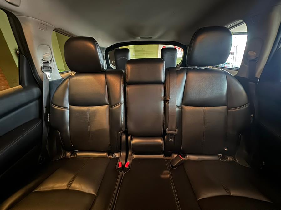 2020 Nissan Pathfinder 4x4 SL, available for sale in West Hartford, Connecticut | AutoMax. West Hartford, Connecticut 2020 Nissan Pathfinder 4x4 SL, available for sale in West Hartford, Connecticut | AutoMax. West Hartford, Connecticut