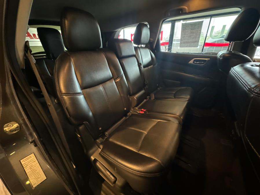 2020 Nissan Pathfinder 4x4 SL, available for sale in West Hartford, Connecticut | AutoMax. West Hartford, Connecticut 2020 Nissan Pathfinder 4x4 SL, available for sale in West Hartford, Connecticut | AutoMax. West Hartford, Connecticut
