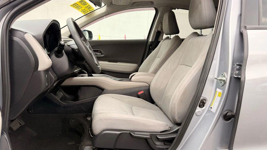 2020 Honda Hr-v EX Sport Utility 4D, available for sale in Linden, New Jersey | Route 27 Auto Mall. Linden, New Jersey 2020 Honda Hr-v EX Sport Utility 4D, available for sale in Linden, New Jersey | Route 27 Auto Mall. Linden, New Jersey