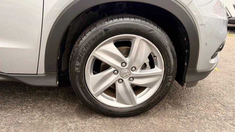 2020 Honda Hr-v EX Sport Utility 4D, available for sale in Linden, New Jersey | Route 27 Auto Mall. Linden, New Jersey 2020 Honda Hr-v EX Sport Utility 4D, available for sale in Linden, New Jersey | Route 27 Auto Mall. Linden, New Jersey