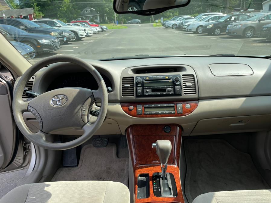 2005 Toyota Camry 4dr Sdn LE Auto (Natl), available for sale in North Branford, Connecticut | CarHavn. North Branford, Connecticut 2005 Toyota Camry 4dr Sdn LE Auto (Natl), available for sale in North Branford, Connecticut | CarHavn. North Branford, Connecticut