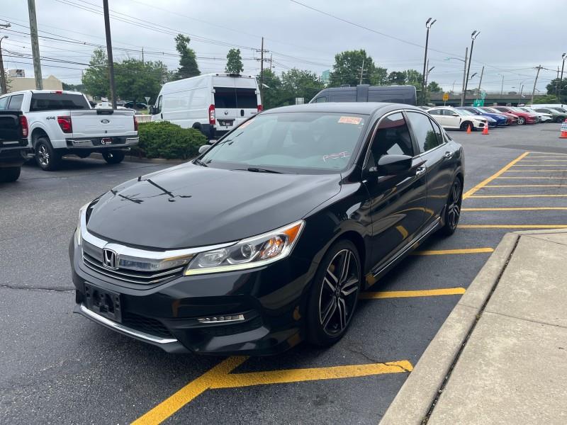 2017 Honda Accord Sedan Sport SE, available for sale in Maple Shade, New Jersey | Car Revolution. Maple Shade, New Jersey 2017 Honda Accord Sedan Sport SE, available for sale in Maple Shade, New Jersey | Car Revolution. Maple Shade, New Jersey