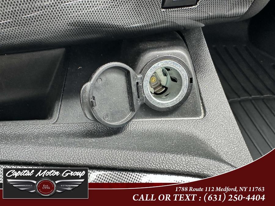 2014 Dodge Challenger 2dr Cpe SXT, available for sale in Medford, New York | Capital Motor Group Inc. Medford, New York 2014 Dodge Challenger 2dr Cpe SXT, available for sale in Medford, New York | Capital Motor Group Inc. Medford, New York