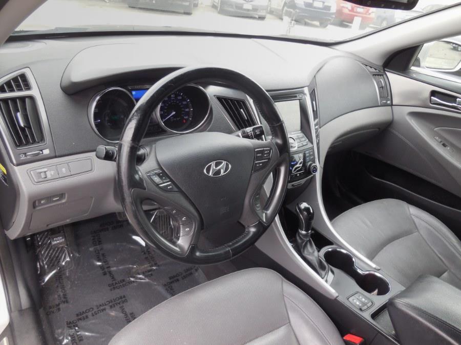 2013 Hyundai Sonata Hybrid 4dr Sdn Limited, available for sale in Hawaiian Gardens, California | Luxe Motors. Hawaiian Gardens, California 2013 Hyundai Sonata Hybrid 4dr Sdn Limited, available for sale in Hawaiian Gardens, California | Luxe Motors. Hawaiian Gardens, California