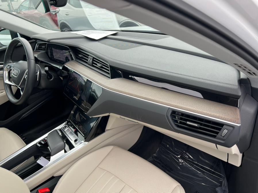2021 Audi e-tron Sportback Premium Plus quattro, available for sale in Daly City, California | Green Light Auto Wholesale. Daly City, California 2021 Audi e-tron Sportback Premium Plus quattro, available for sale in Daly City, California | Green Light Auto Wholesale. Daly City, California