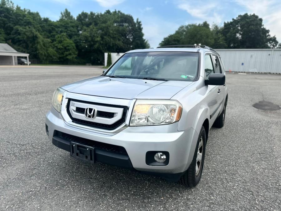 2011 Honda Pilot 4WD 4dr LX, available for sale in Springfield, Massachusetts | Auto Globe LLC. Springfield, Massachusetts 2011 Honda Pilot 4WD 4dr LX, available for sale in Springfield, Massachusetts | Auto Globe LLC. Springfield, Massachusetts