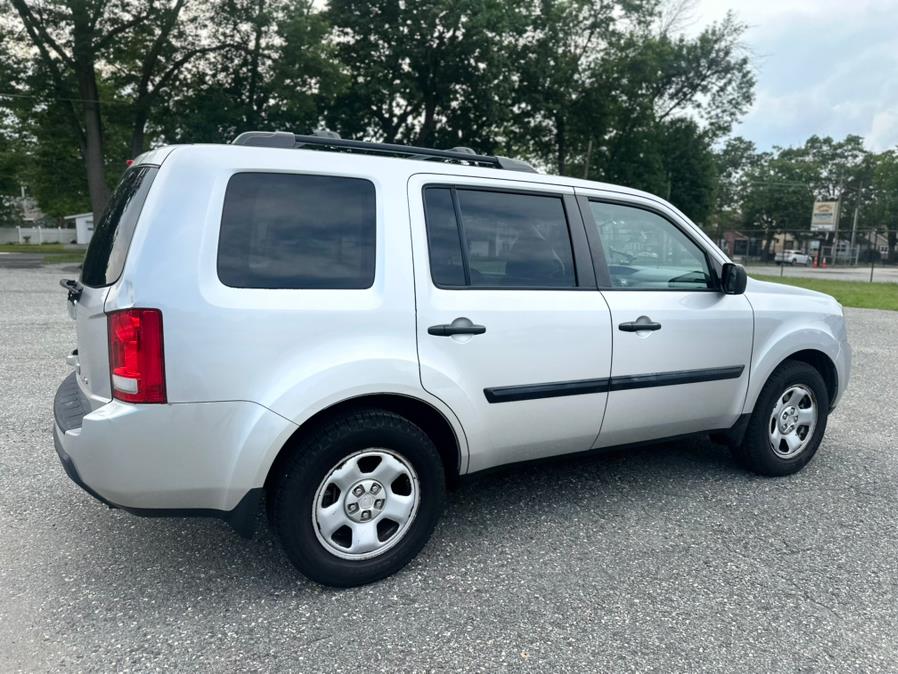 2011 Honda Pilot 4WD 4dr LX, available for sale in Springfield, Massachusetts | Auto Globe LLC. Springfield, Massachusetts 2011 Honda Pilot 4WD 4dr LX, available for sale in Springfield, Massachusetts | Auto Globe LLC. Springfield, Massachusetts
