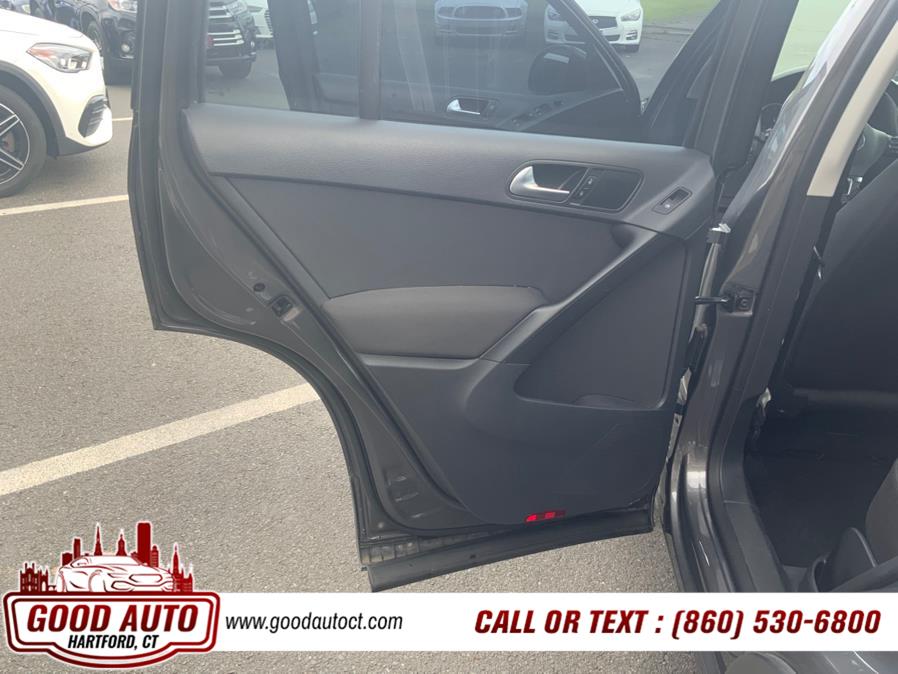 2015 Volkswagen Tiguan 4MOTION 4dr Auto SEL, available for sale in Hartford, Connecticut | Good Auto LLC. Hartford, Connecticut 2015 Volkswagen Tiguan 4MOTION 4dr Auto SEL, available for sale in Hartford, Connecticut | Good Auto LLC. Hartford, Connecticut