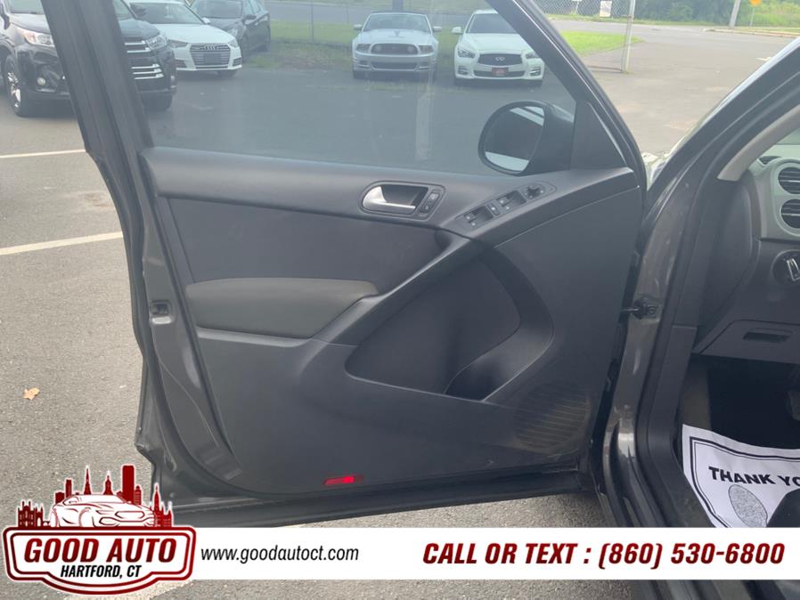 2015 Volkswagen Tiguan 4MOTION 4dr Auto SEL, available for sale in Hartford, Connecticut | Good Auto LLC. Hartford, Connecticut 2015 Volkswagen Tiguan 4MOTION 4dr Auto SEL, available for sale in Hartford, Connecticut | Good Auto LLC. Hartford, Connecticut