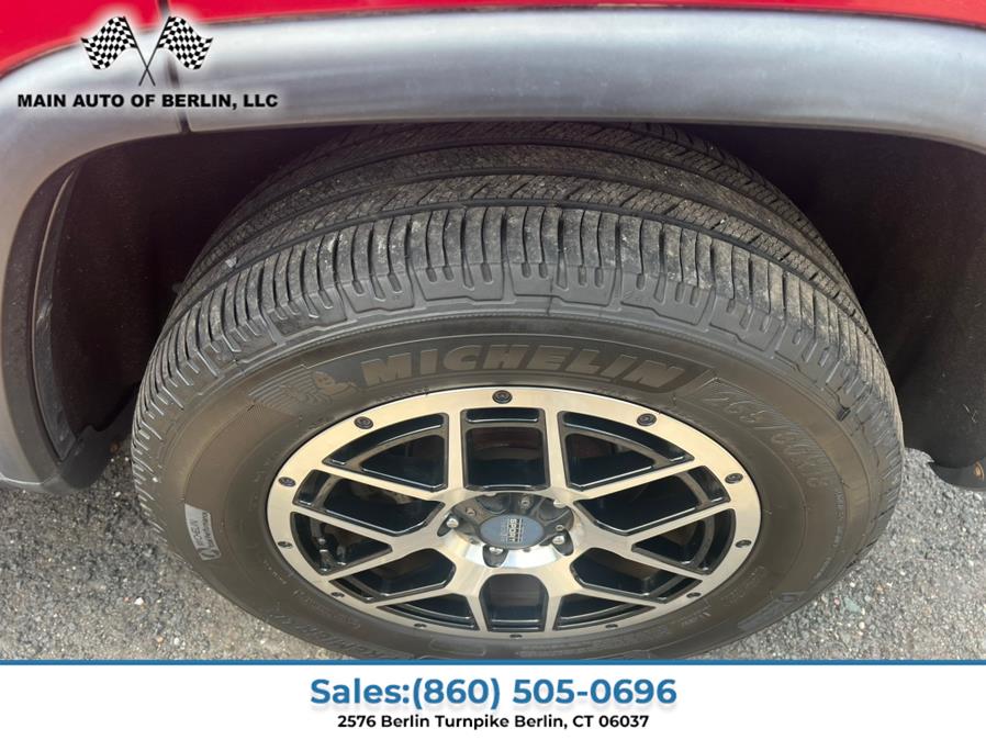 2011 Jeep Grand Cherokee 4WD 4dr Limited, available for sale in Berlin, Connecticut | Main Auto of Berlin. Berlin, Connecticut 2011 Jeep Grand Cherokee 4WD 4dr Limited, available for sale in Berlin, Connecticut | Main Auto of Berlin. Berlin, Connecticut