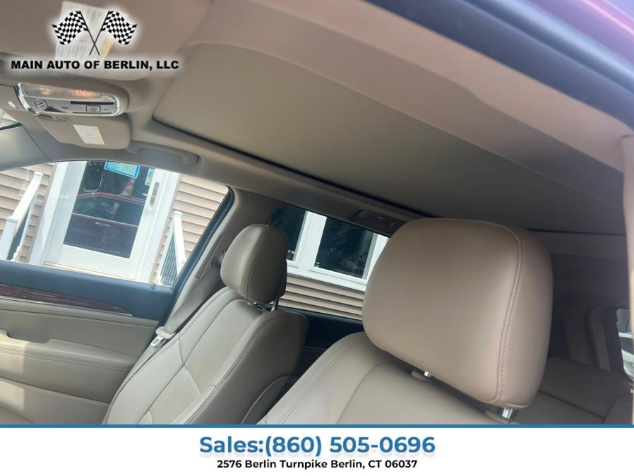 2011 Jeep Grand Cherokee 4WD 4dr Limited, available for sale in Berlin, Connecticut | Main Auto of Berlin. Berlin, Connecticut 2011 Jeep Grand Cherokee 4WD 4dr Limited, available for sale in Berlin, Connecticut | Main Auto of Berlin. Berlin, Connecticut