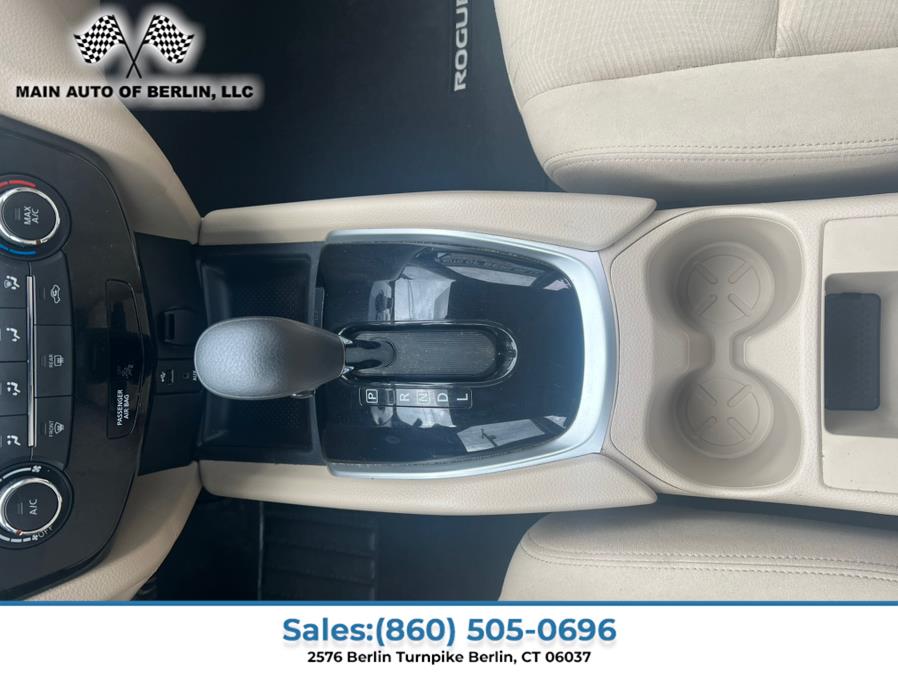 2016 Nissan Rogue AWD 4dr SV, available for sale in Berlin, Connecticut | Main Auto of Berlin. Berlin, Connecticut 2016 Nissan Rogue AWD 4dr SV, available for sale in Berlin, Connecticut | Main Auto of Berlin. Berlin, Connecticut