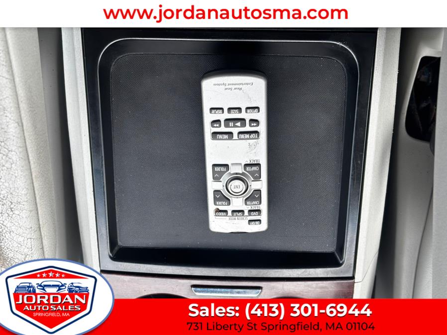 2011 Toyota Sienna 5dr 8-Pass Van V6 XLE FWD (Natl), available for sale in Springfield, Massachusetts | Jordan Auto Sales. Springfield, Massachusetts 2011 Toyota Sienna 5dr 8-Pass Van V6 XLE FWD (Natl), available for sale in Springfield, Massachusetts | Jordan Auto Sales. Springfield, Massachusetts