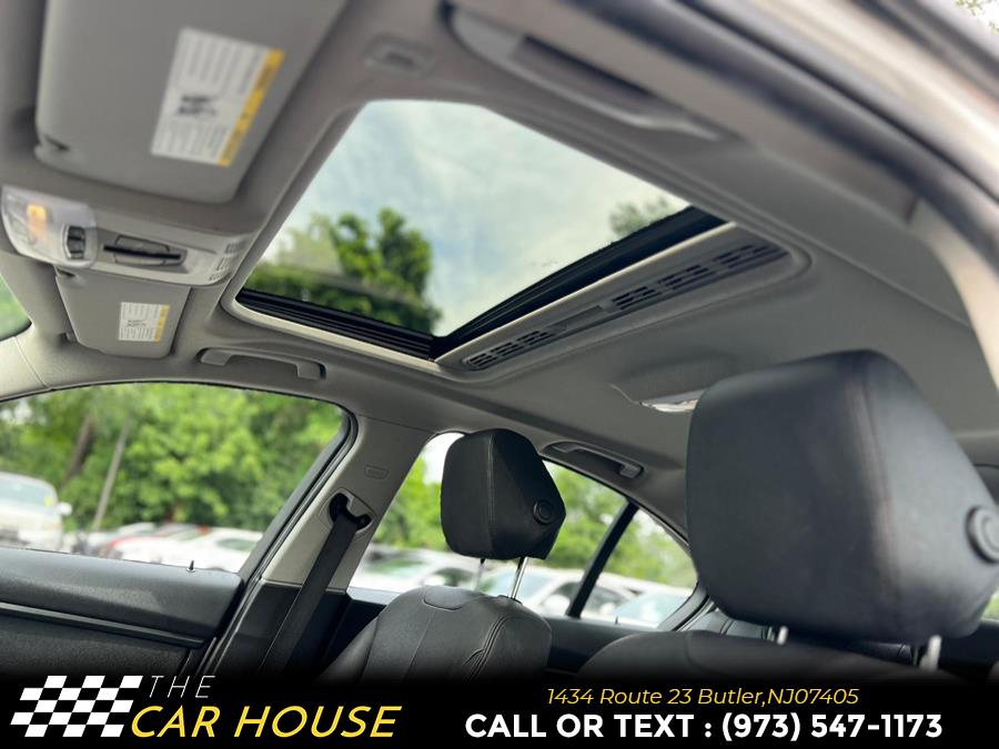 2018 BMW 3 Series 320i xDrive Sedan, available for sale in Butler, New Jersey | The Car House. Butler, New Jersey 2018 BMW 3 Series 320i xDrive Sedan, available for sale in Butler, New Jersey | The Car House. Butler, New Jersey