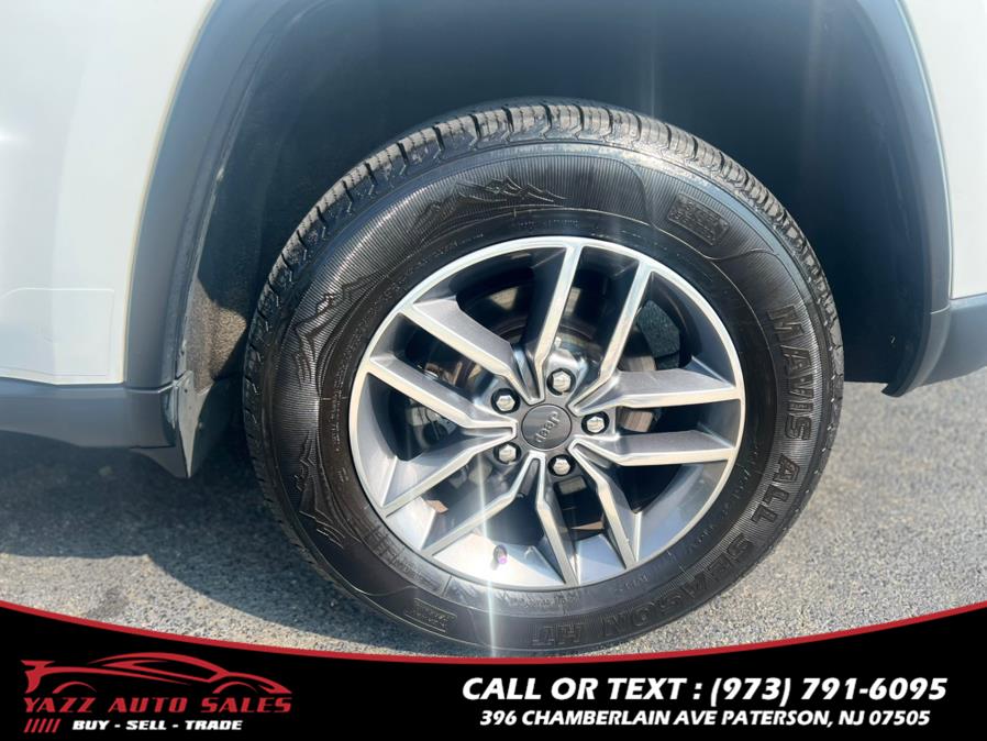 2020 Jeep Grand Cherokee Limited 4x4, available for sale in Paterson, New Jersey | Yazz Auto Sales. Paterson, New Jersey 2020 Jeep Grand Cherokee Limited 4x4, available for sale in Paterson, New Jersey | Yazz Auto Sales. Paterson, New Jersey