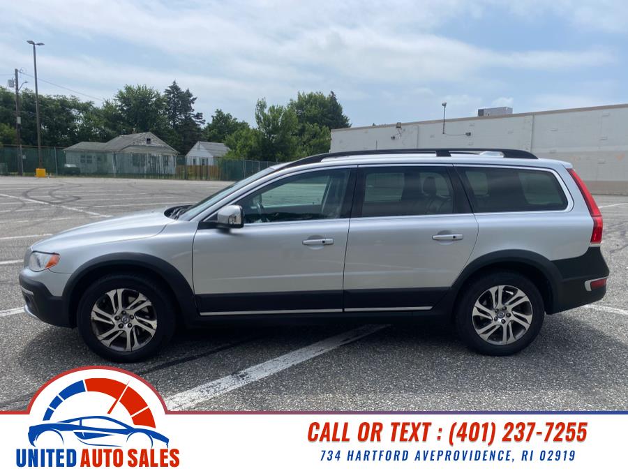 2014 Volvo XC70 AWD 4dr Wgn 3.2L PZEV, available for sale in Providence, Rhode Island | United Auto Sales Inc. Providence, Rhode Island 2014 Volvo XC70 AWD 4dr Wgn 3.2L PZEV, available for sale in Providence, Rhode Island | United Auto Sales Inc. Providence, Rhode Island