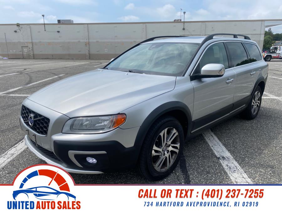 2014 Volvo XC70 AWD 4dr Wgn 3.2L PZEV, available for sale in Providence, Rhode Island | United Auto Sales Inc. Providence, Rhode Island 2014 Volvo XC70 AWD 4dr Wgn 3.2L PZEV, available for sale in Providence, Rhode Island | United Auto Sales Inc. Providence, Rhode Island