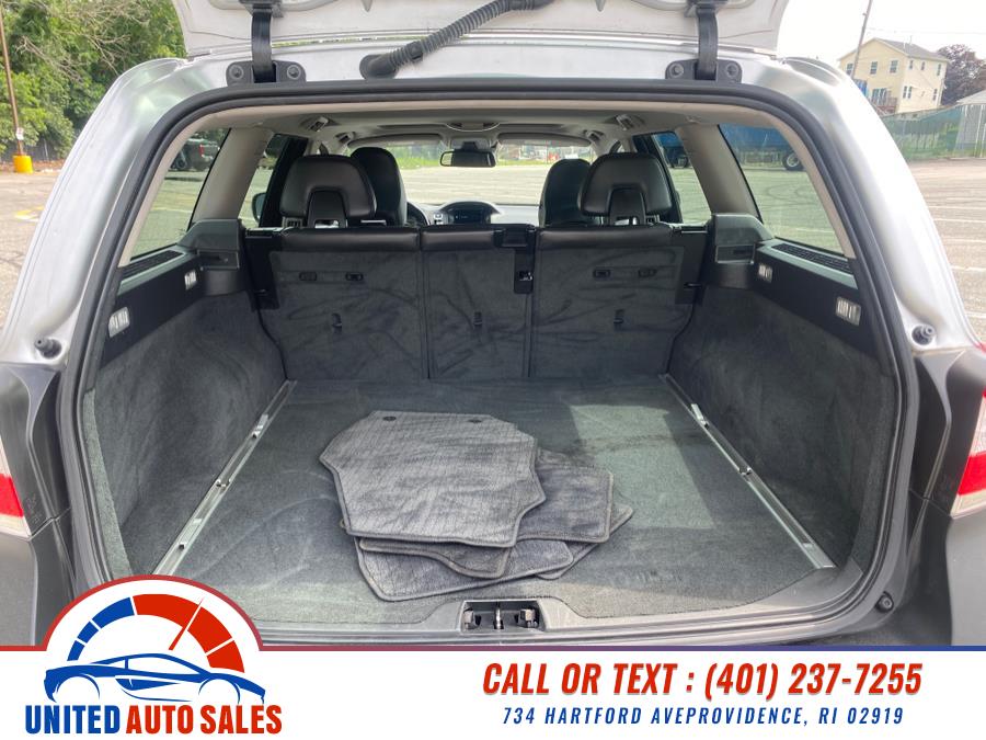 2014 Volvo XC70 AWD 4dr Wgn 3.2L PZEV, available for sale in Providence, Rhode Island | United Auto Sales Inc. Providence, Rhode Island 2014 Volvo XC70 AWD 4dr Wgn 3.2L PZEV, available for sale in Providence, Rhode Island | United Auto Sales Inc. Providence, Rhode Island