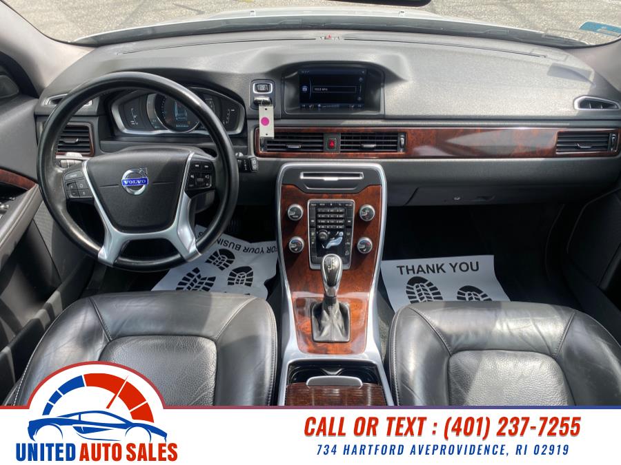 2014 Volvo XC70 AWD 4dr Wgn 3.2L PZEV, available for sale in Providence, Rhode Island | United Auto Sales Inc. Providence, Rhode Island 2014 Volvo XC70 AWD 4dr Wgn 3.2L PZEV, available for sale in Providence, Rhode Island | United Auto Sales Inc. Providence, Rhode Island
