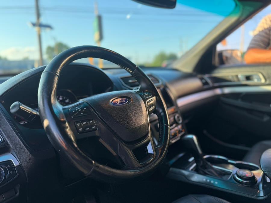2016 Ford Explorer 4WD 4dr XLT, available for sale in BURLINGTON, New Jersey | Tri States Auto Group. BURLINGTON, New Jersey 2016 Ford Explorer 4WD 4dr XLT, available for sale in BURLINGTON, New Jersey | Tri States Auto Group. BURLINGTON, New Jersey