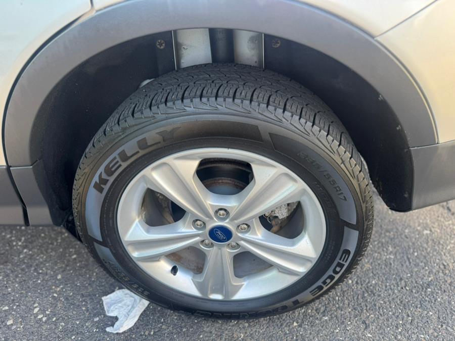 2013 Ford Escape 4WD 4dr SE, available for sale in BURLINGTON, New Jersey | Tri States Auto Group. BURLINGTON, New Jersey 2013 Ford Escape 4WD 4dr SE, available for sale in BURLINGTON, New Jersey | Tri States Auto Group. BURLINGTON, New Jersey