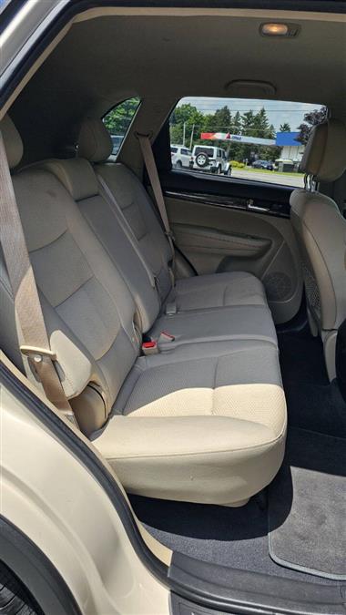 2011 Kia Sorento LX AWD 4dr SUV, available for sale in Wolcott, New York | Auto Hunter CNY. Wolcott, New York 2011 Kia Sorento LX AWD 4dr SUV, available for sale in Wolcott, New York | Auto Hunter CNY. Wolcott, New York