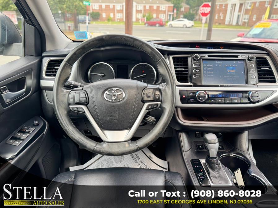 2018 Toyota Highlander XLE V6 AWD (Natl), available for sale in Linden, New Jersey | Stella Auto Sales. Linden, New Jersey 2018 Toyota Highlander XLE V6 AWD (Natl), available for sale in Linden, New Jersey | Stella Auto Sales. Linden, New Jersey