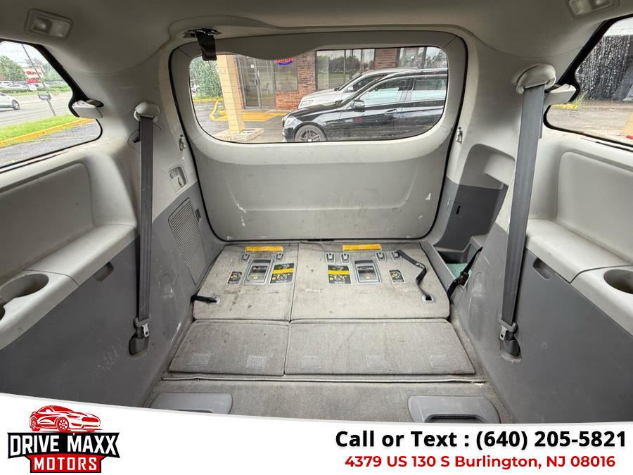 2014 Toyota Sienna 5dr 7-Pass Van V6 LE AAS FWD (Natl), available for sale in Burlington, New Jersey | Drive Maxx Motors. Burlington, New Jersey 2014 Toyota Sienna 5dr 7-Pass Van V6 LE AAS FWD (Natl), available for sale in Burlington, New Jersey | Drive Maxx Motors. Burlington, New Jersey