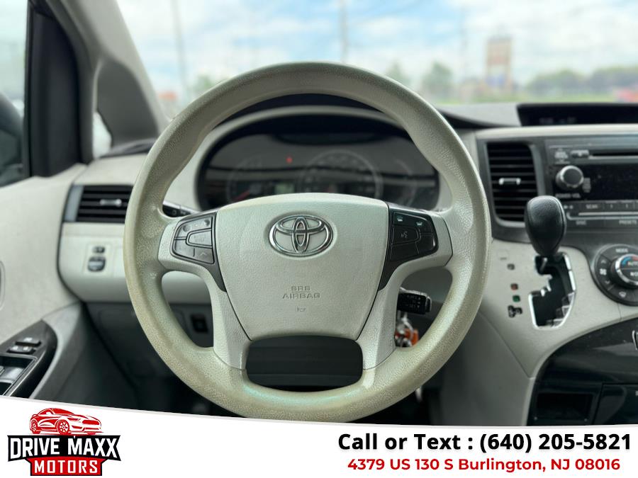 2014 Toyota Sienna 5dr 7-Pass Van V6 LE AAS FWD (Natl), available for sale in Burlington, New Jersey | Drive Maxx Motors. Burlington, New Jersey 2014 Toyota Sienna 5dr 7-Pass Van V6 LE AAS FWD (Natl), available for sale in Burlington, New Jersey | Drive Maxx Motors. Burlington, New Jersey