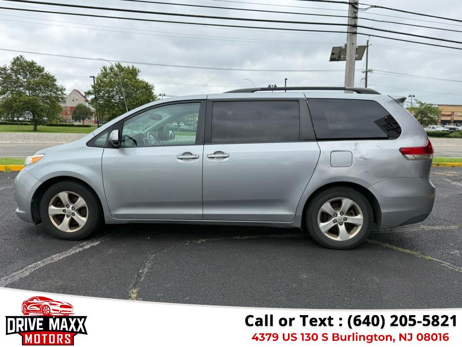 2014 Toyota Sienna 5dr 7-Pass Van V6 LE AAS FWD (Natl), available for sale in Burlington, New Jersey | Drive Maxx Motors. Burlington, New Jersey 2014 Toyota Sienna 5dr 7-Pass Van V6 LE AAS FWD (Natl), available for sale in Burlington, New Jersey | Drive Maxx Motors. Burlington, New Jersey