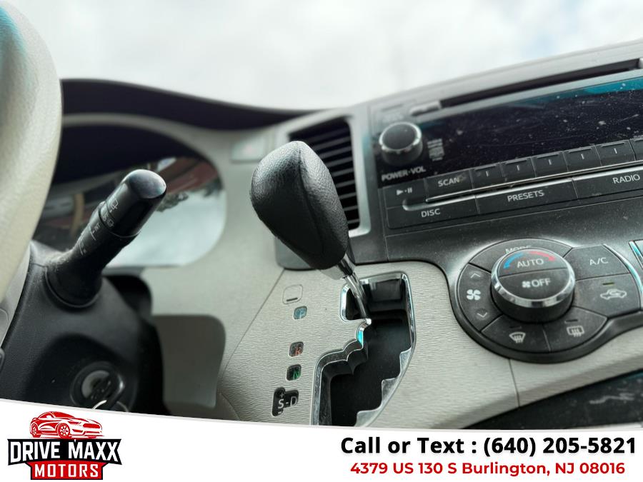 2014 Toyota Sienna 5dr 7-Pass Van V6 LE AAS FWD (Natl), available for sale in Burlington, New Jersey | Drive Maxx Motors. Burlington, New Jersey 2014 Toyota Sienna 5dr 7-Pass Van V6 LE AAS FWD (Natl), available for sale in Burlington, New Jersey | Drive Maxx Motors. Burlington, New Jersey