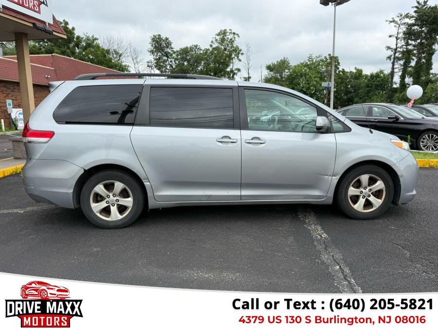 2014 Toyota Sienna 5dr 7-Pass Van V6 LE AAS FWD (Natl), available for sale in Burlington, New Jersey | Drive Maxx Motors. Burlington, New Jersey 2014 Toyota Sienna 5dr 7-Pass Van V6 LE AAS FWD (Natl), available for sale in Burlington, New Jersey | Drive Maxx Motors. Burlington, New Jersey