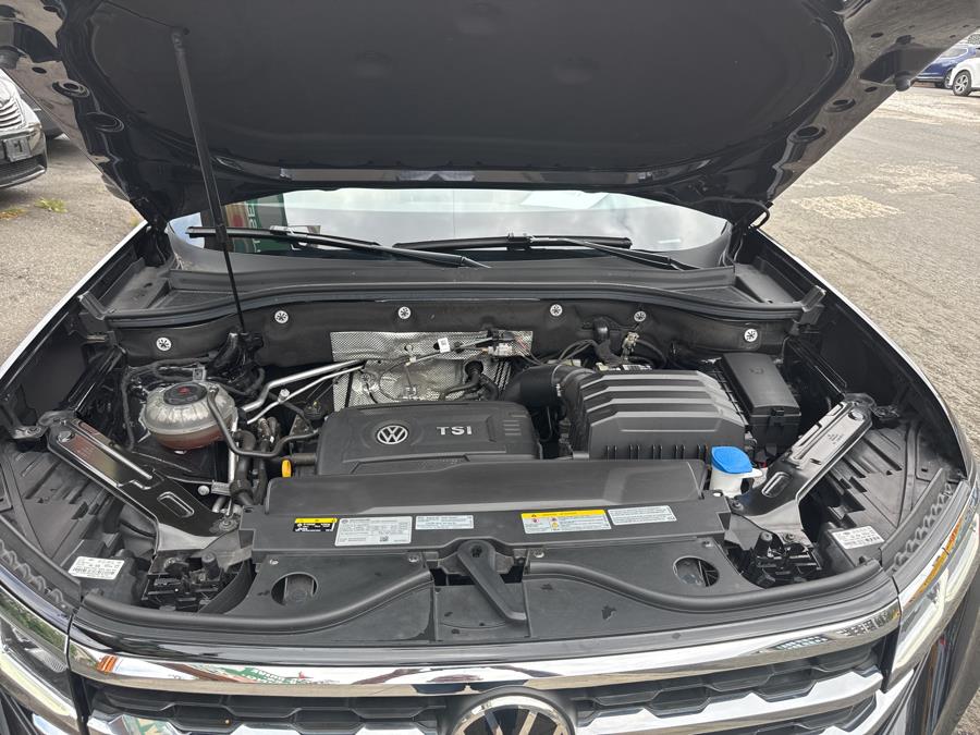 2022 Volkswagen Atlas Cross Sport 2.0T SEL 4MOTION, available for sale in Hempstead, New York | VIP Auto Credit Express. Hempstead, New York 2022 Volkswagen Atlas Cross Sport 2.0T SEL 4MOTION, available for sale in Hempstead, New York | VIP Auto Credit Express. Hempstead, New York