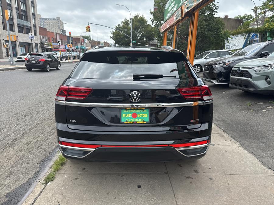 2022 Volkswagen Atlas Cross Sport 2.0T SEL 4MOTION, available for sale in Hempstead, New York | VIP Auto Credit Express. Hempstead, New York 2022 Volkswagen Atlas Cross Sport 2.0T SEL 4MOTION, available for sale in Hempstead, New York | VIP Auto Credit Express. Hempstead, New York