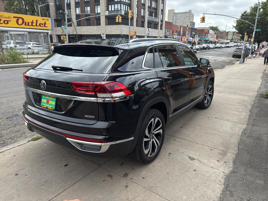 2022 Volkswagen Atlas Cross Sport 2.0T SEL 4MOTION, available for sale in Hempstead, New York | VIP Auto Credit Express. Hempstead, New York 2022 Volkswagen Atlas Cross Sport 2.0T SEL 4MOTION, available for sale in Hempstead, New York | VIP Auto Credit Express. Hempstead, New York