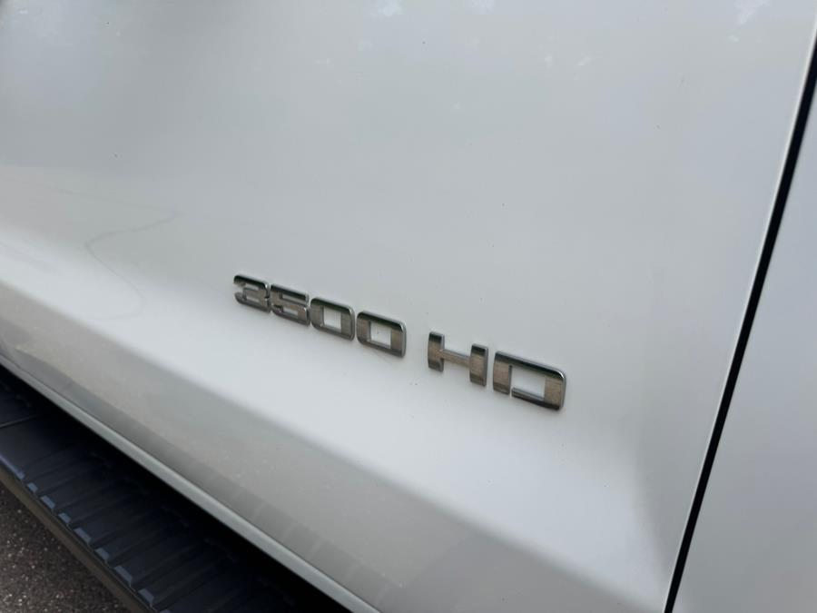2015 GMC Sierra 3500HD 4WD Crew Cab 167.7", available for sale in Waterbury, Connecticut | Platinum Auto Care. Waterbury, Connecticut 2015 GMC Sierra 3500HD 4WD Crew Cab 167.7", available for sale in Waterbury, Connecticut | Platinum Auto Care. Waterbury, Connecticut