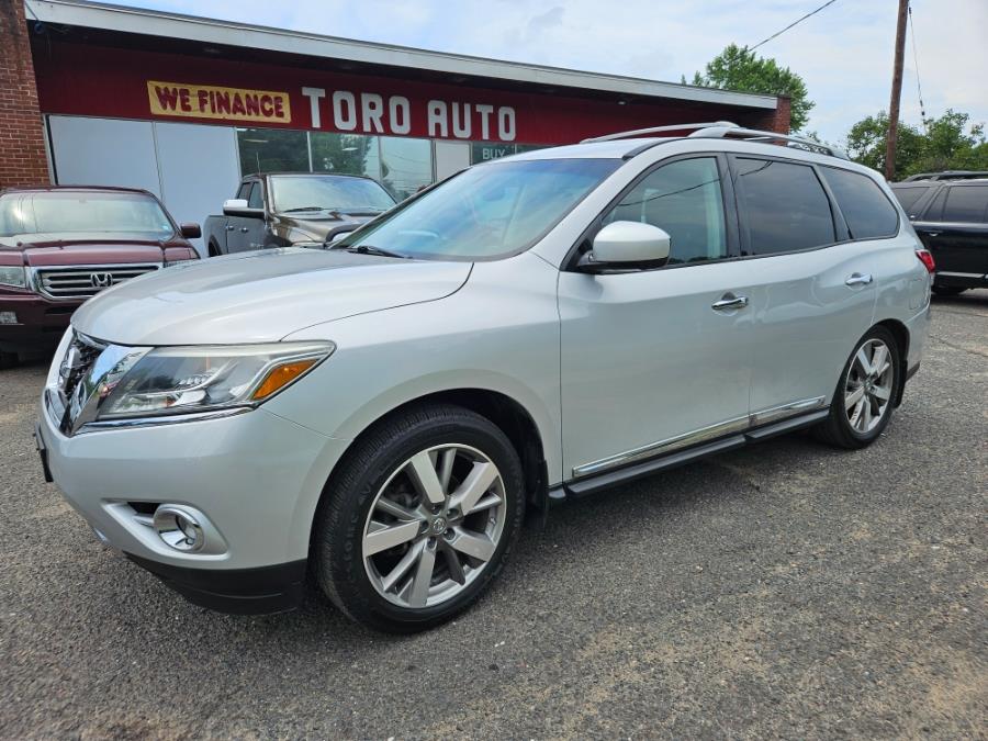 Used 2015 Nissan Pathfinder in East Windsor, Connecticut | Toro Auto. East Windsor, Connecticut