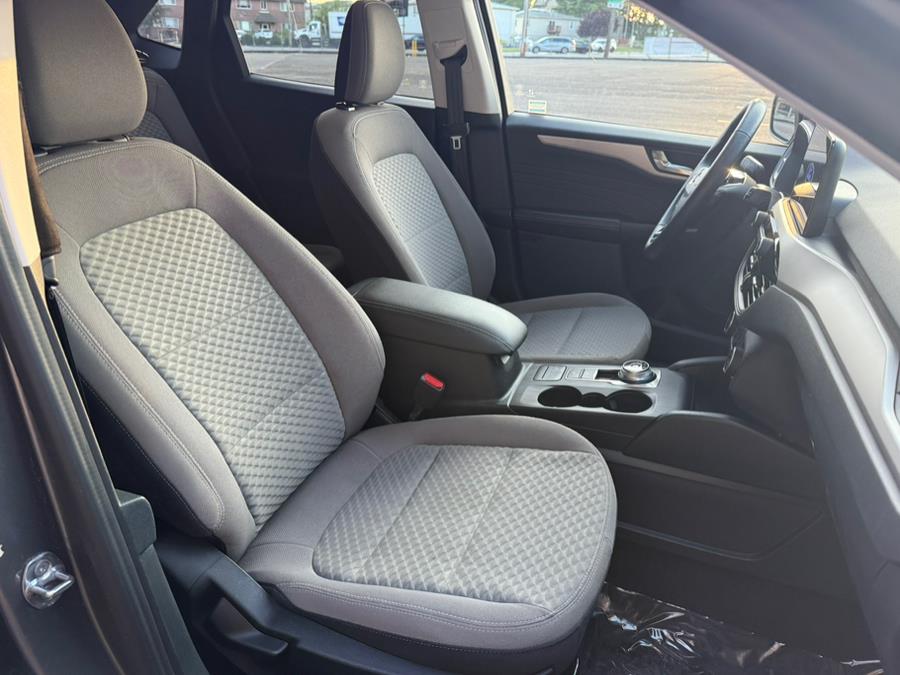2021 Ford Escape SE AWD, available for sale in Philadelphia, Pennsylvania | Eugen's Auto Sales & Repairs. Philadelphia, Pennsylvania 2021 Ford Escape SE AWD, available for sale in Philadelphia, Pennsylvania | Eugen's Auto Sales & Repairs. Philadelphia, Pennsylvania