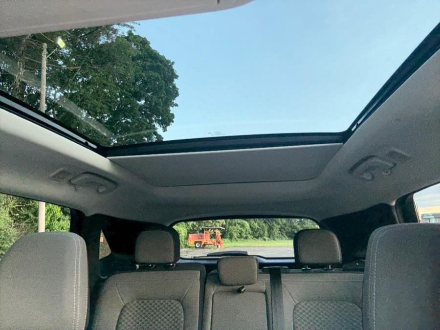 2021 Ford Escape SE AWD, available for sale in Philadelphia, Pennsylvania | Eugen's Auto Sales & Repairs. Philadelphia, Pennsylvania 2021 Ford Escape SE AWD, available for sale in Philadelphia, Pennsylvania | Eugen's Auto Sales & Repairs. Philadelphia, Pennsylvania
