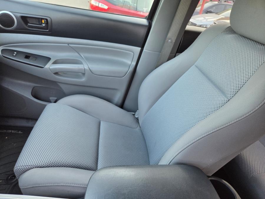 2013 Toyota Tacoma 4WD Double Cab LB V6 AT (Natl), available for sale in Derby, Connecticut | Bridge Motors LLC. Derby, Connecticut 2013 Toyota Tacoma 4WD Double Cab LB V6 AT (Natl), available for sale in Derby, Connecticut | Bridge Motors LLC. Derby, Connecticut