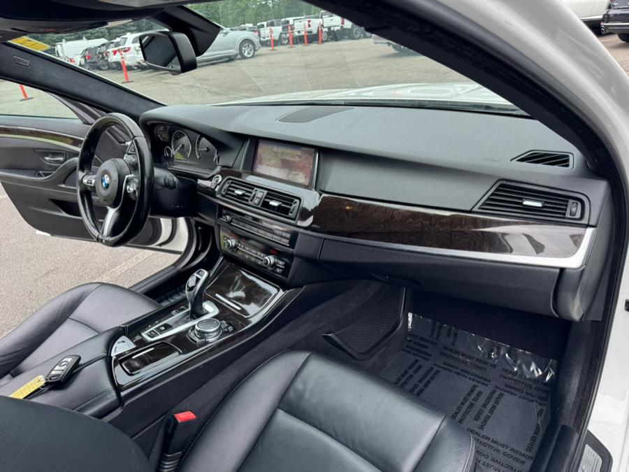2016 BMW 5 Series 4dr Sdn 528i xDrive AWD, available for sale in Berlin, Connecticut | Tru Auto Mall. Berlin, Connecticut 2016 BMW 5 Series 4dr Sdn 528i xDrive AWD, available for sale in Berlin, Connecticut | Tru Auto Mall. Berlin, Connecticut