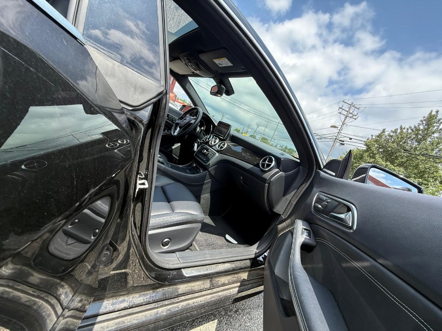 2014 Mercedes-Benz CLA-Class 4dr Sdn CLA250 FWD, available for sale in Hicksville, New York | REGAL AUTOHAUS Auto Service and Sales. Hicksville, New York 2014 Mercedes-Benz CLA-Class 4dr Sdn CLA250 FWD, available for sale in Hicksville, New York | REGAL AUTOHAUS Auto Service and Sales. Hicksville, New York