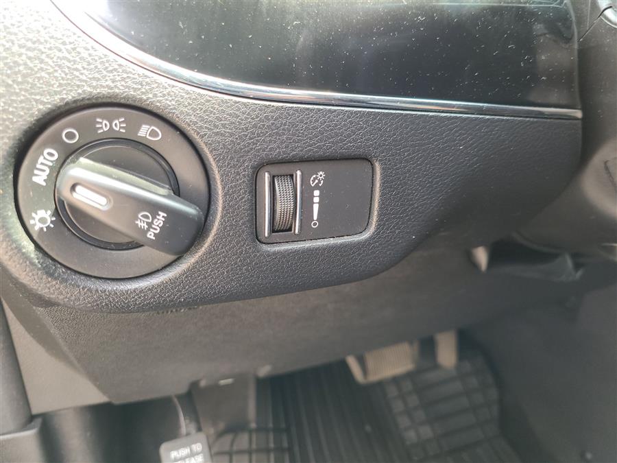 2019 Dodge Grand Caravan SE Wagon, available for sale in Canton, Connecticut | Lava Motors. Canton, Connecticut 2019 Dodge Grand Caravan SE Wagon, available for sale in Canton, Connecticut | Lava Motors. Canton, Connecticut