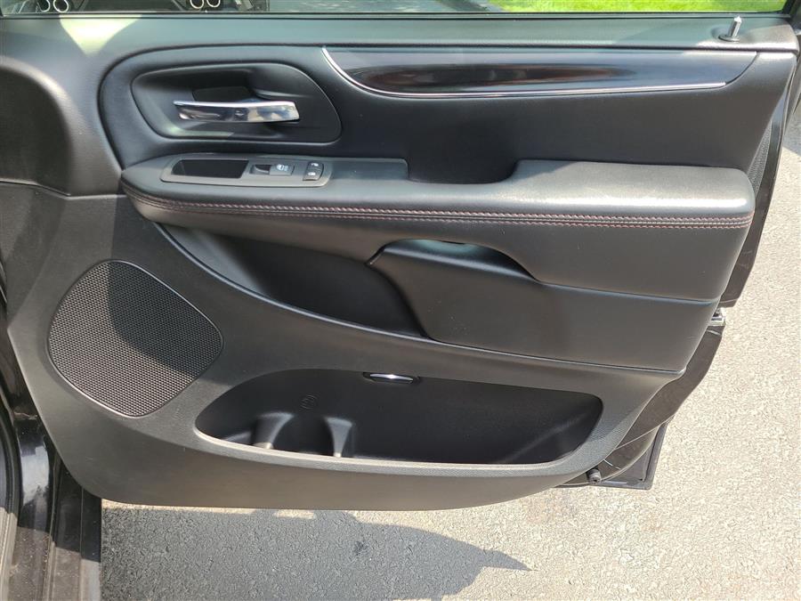 2019 Dodge Grand Caravan SE Wagon, available for sale in Canton, Connecticut | Lava Motors. Canton, Connecticut 2019 Dodge Grand Caravan SE Wagon, available for sale in Canton, Connecticut | Lava Motors. Canton, Connecticut