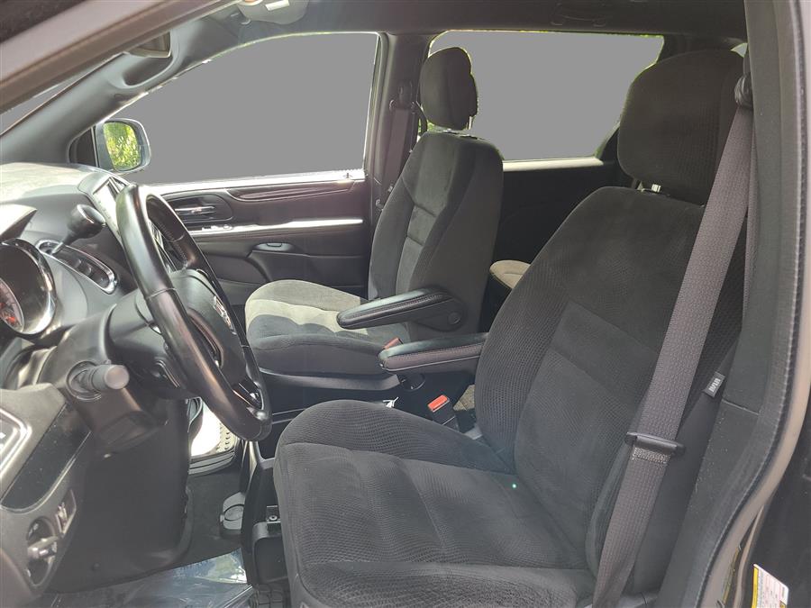 2019 Dodge Grand Caravan SE Wagon, available for sale in Canton, Connecticut | Lava Motors. Canton, Connecticut 2019 Dodge Grand Caravan SE Wagon, available for sale in Canton, Connecticut | Lava Motors. Canton, Connecticut