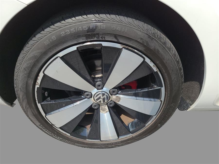 2012 Volkswagen Beetle 2dr Cpe Man 2.0T Turbo, available for sale in Canton, Connecticut | Lava Motors. Canton, Connecticut 2012 Volkswagen Beetle 2dr Cpe Man 2.0T Turbo, available for sale in Canton, Connecticut | Lava Motors. Canton, Connecticut